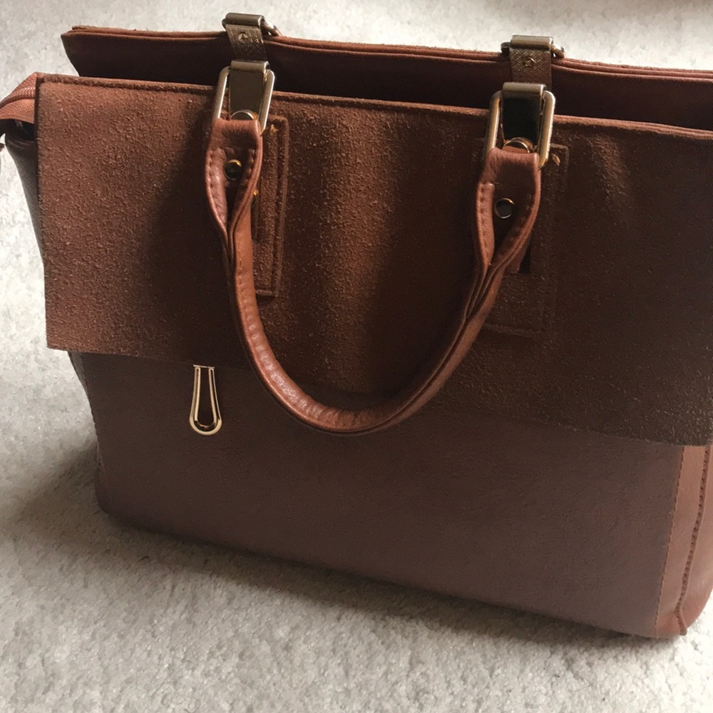 vegan leather satchel style handbag.EUC